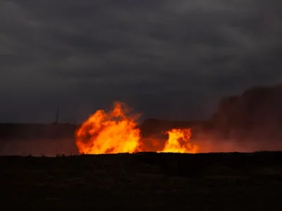 Api Abadi Mrapen & Titik Api Lain yang Bikin Penasaran