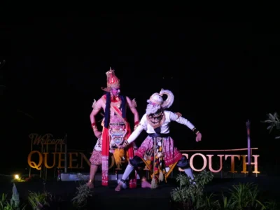 Caping Kalo Kudus: Topi Nyaris Punah yang Hidup di Panggung