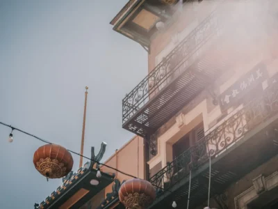 Nama Tionghoa di Pontianak: Jejak Sejarah yang Dipanggil Kembali