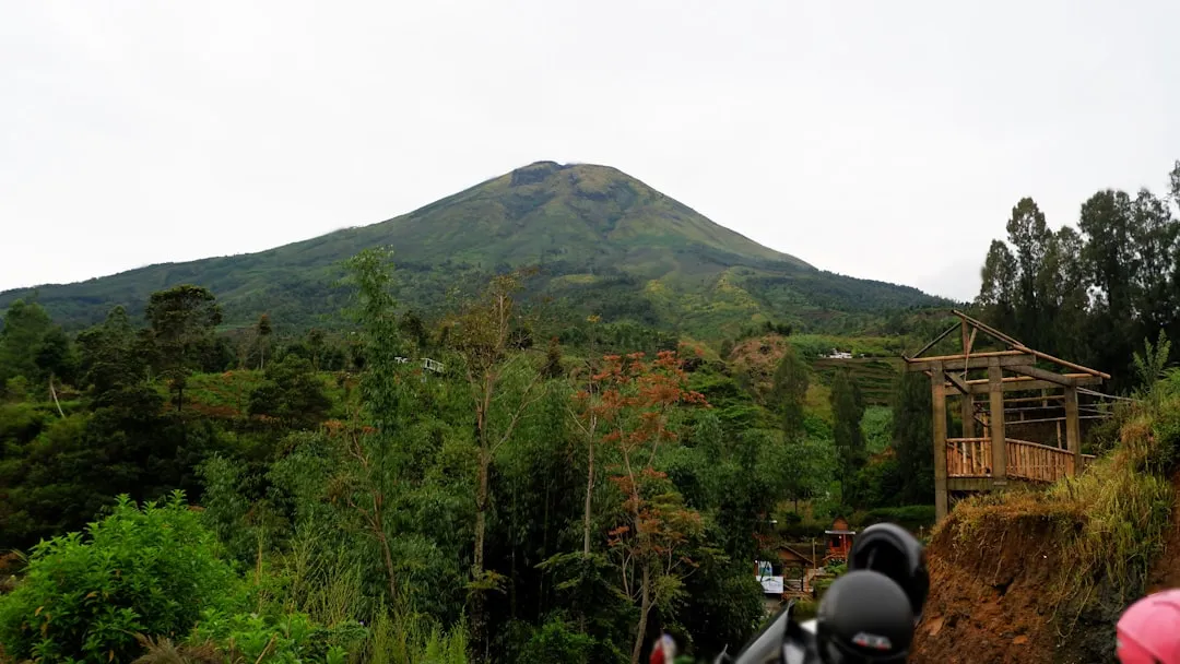 Jalur ke Dieng Nggak Putus, Ini Rute Santai nan Cakep