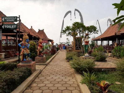 10 Tempat Healing Jateng: Bukan Cuma Dieng & Karimunjawa