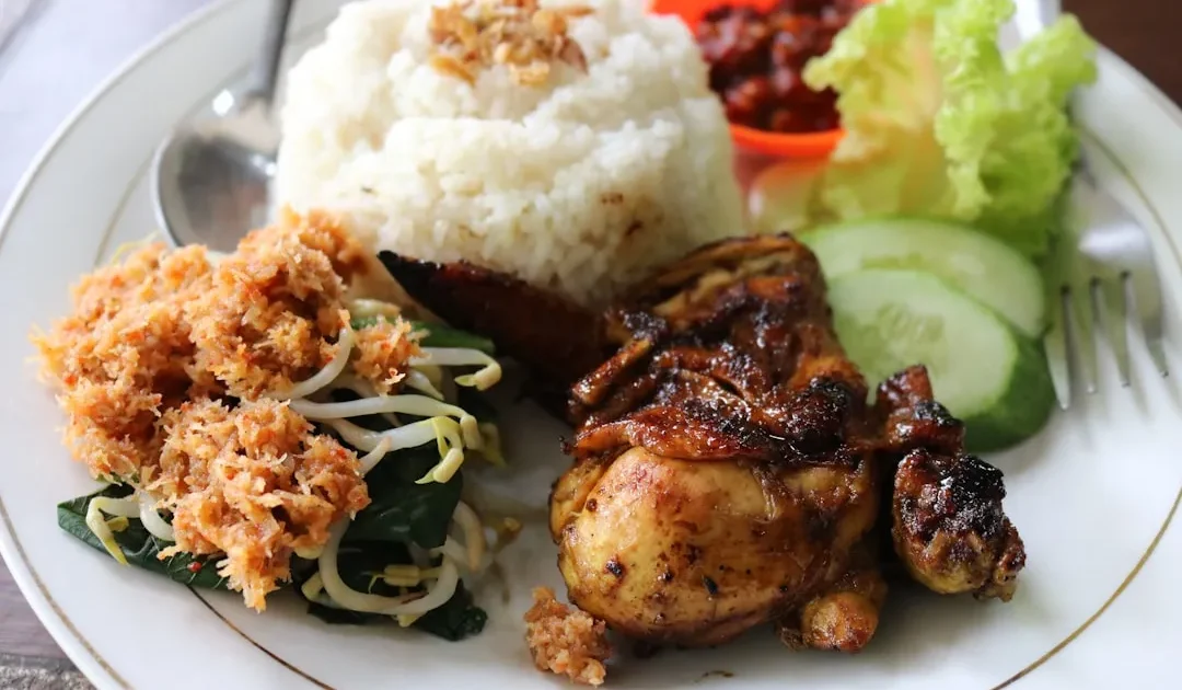 5 Rekomendasi Bebek Goreng Enak di Jakarta yang Wajib Coba