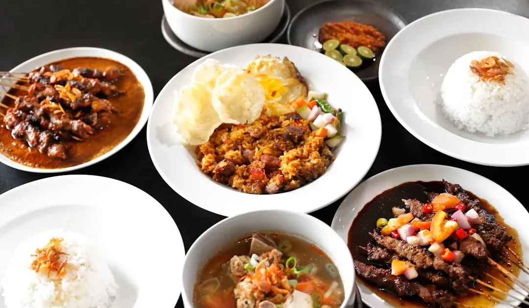 9 Tempat Makan Siang Malioboro yang Enak dan Nyaman