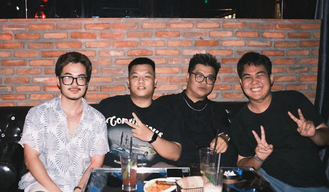 Cara Santai Mengunjungi Rumah Betang Pasir Panjang