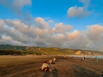7 Pantai Keluarga di Bantul, Alternatif Selain Parangtritis