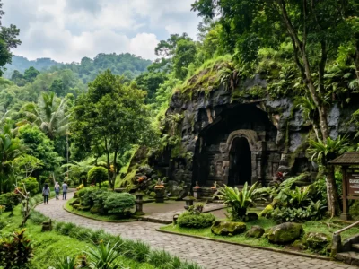 Goa Selomangleng Kediri: sejarah, tiket, dan vibesnya